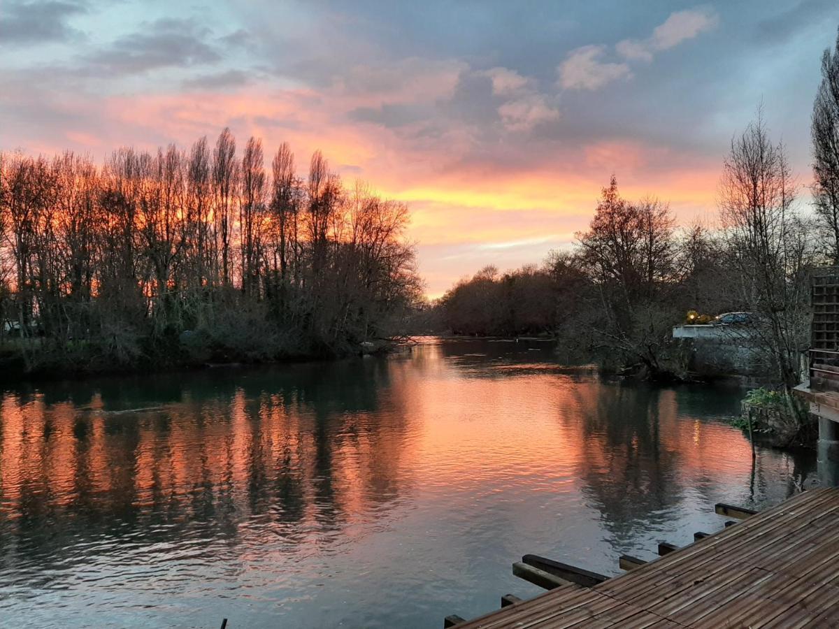 Dans Moulin Au Bord De L'eau, Chaleureux Apartamento *